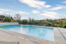 Rare à Cotignac – Villa contemporaine avec piscine, dans un écrin de calme et de nature 