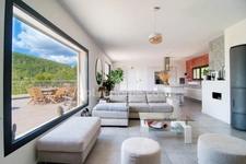 Villa contemporaine à Cotignac – Vue exceptionnelle, calme absolu, studio indépendant