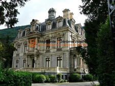 Superbe appartement 2 pièces au sein de la célèbre Villa Luisa à Bagnères-de-Luchon