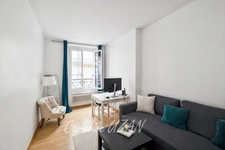 PARIS 75017, rue devTocqueville, charmant 3 pièces traversant de 50 m² – 2 chambres