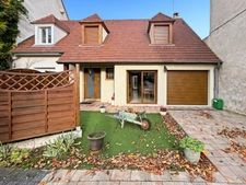  MAISON FAMILIALE CONTEMPORAINE avec jardin et annexes– COURBEVOIE 92 – QUARTIER PAVILLONNAIRE RECHERCHÉ Rue HOCHE 