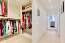 Paris 16e Sud - Élégance familiale avec balcon filant -174 m² rénovés - Étage élevé – 5/6 pièces