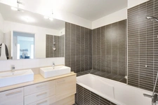 SURESNES 92, Secteur VERDUN, limitrophe  PUTEAUX - T5 DUPLEX FAMILIAL 90mSS – CALME ABSOLU - DPE C