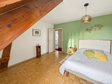  MAISON FAMILIALE CONTEMPORAINE avec jardin et annexes– COURBEVOIE 92 – QUARTIER PAVILLONNAIRE RECHERCHÉ Rue HOCHE 