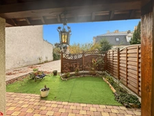  MAISON FAMILIALE CONTEMPORAINE avec jardin et annexes– COURBEVOIE 92 – QUARTIER PAVILLONNAIRE RECHERCHÉ Rue HOCHE 