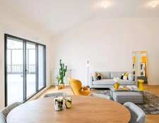 DERNIER  ETAGE - Immeuble de standing de 2023 avec Hauteur sous plafond jusqu'a 4 mètres, T4 - 3 chambres - terrasses : 35m2 opportunité   