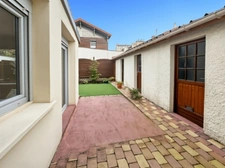  MAISON FAMILIALE CONTEMPORAINE avec jardin et annexes– COURBEVOIE 92 – QUARTIER PAVILLONNAIRE RECHERCHÉ Rue HOCHE 