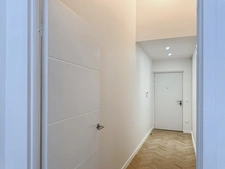 DERNIER  ETAGE - Immeuble de standing de 2023 avec Hauteur sous plafond jusqu'a 4 mètres, T4 - 3 chambres - terrasses : 35m2 opportunité   