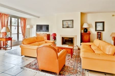 92 Rueil-Malmaison, quartier Buzenval- Maison familiale de 165m2 avec 4 chambres, au cœur d'un Domaine Privilégié  