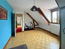 MAISON FAMILIALE CONTEMPORAINE avec jardin et annexes– COURBEVOIE 92 – QUARTIER PAVILLONNAIRE RECHERCHÉ Rue HOCHE 