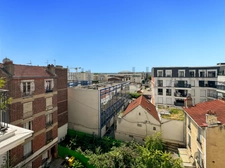 Bas de Puteaux 92800, elegant 3-room apartment of 69.00 m² in a recent luxury residence - open view
