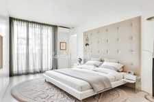 Paris 16e Sud - Élégance familiale avec balcon filant -174 m² rénovés - Étage élevé – 5/6 pièces