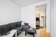 75017 Rue Tocqueville, charmant 3 pièces traversant de 50 m² – 2 chambres