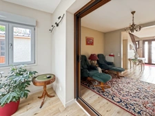  MAISON FAMILIALE CONTEMPORAINE avec jardin et annexes– COURBEVOIE 92 – QUARTIER PAVILLONNAIRE RECHERCHÉ Rue HOCHE 