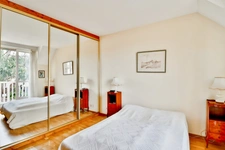 92 Rueil-Malmaison, quartier Buzenval- Maison familiale de 165m2 avec 4 chambres, au cœur d'un Domaine Privilégié  