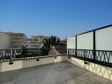 DERNIER  ETAGE - Immeuble de standing de 2023 avec Hauteur sous plafond jusqu'a 4 mètres, T4 - 3 chambres - terrasses : 35m2 opportunité   