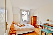 92 Rueil-Malmaison, quartier Buzenval- Maison familiale de 165m2 avec 4 chambres, au cœur d'un Domaine Privilégié  