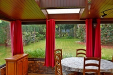 Maison Radenac, 2 chambres plus potentiel sur grand jardin paysagé