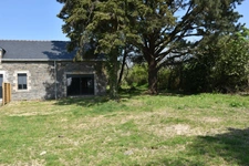 Longère à rénover, 124 m2 sur terrain clos de 1857 m2, SAINT MARTIN SUR OUST (56200)