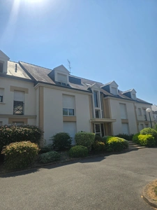 PLOËRMEL CENTRE 56800, RESIDENCE RECHERCHEE,  DERNIER ÉTAGE AVEC ASCENSEUR, T3 avec GARAGE ET CAVE