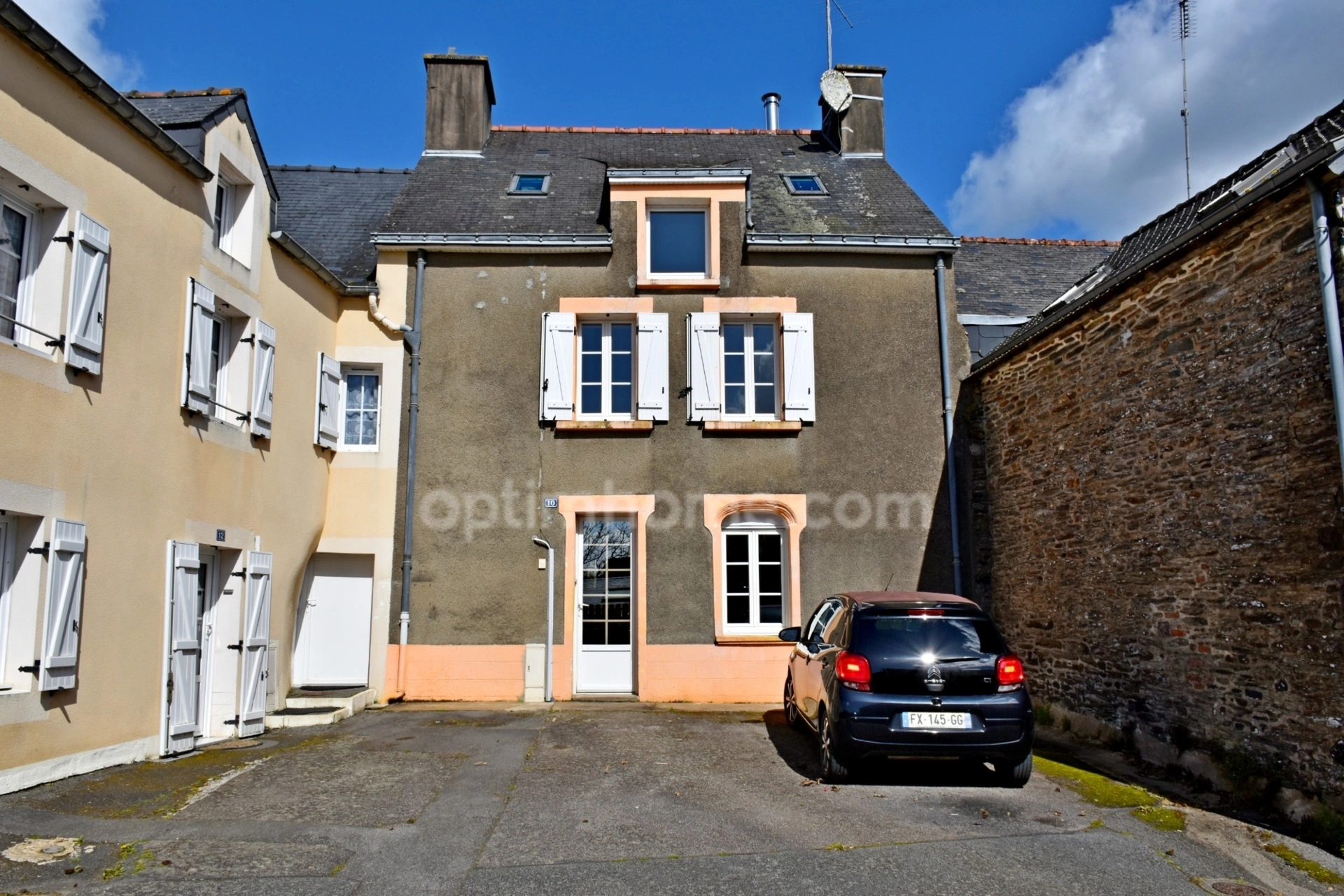 Maison 5 pièces 146 m² · à Saint Congard · 146 m² · 153 500 €