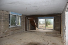 Longère à rénover, 124 m2 sur terrain clos de 1820 m2, SAINT MARTIN SUR OUST (56200)