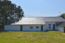 Longère à rénover, 124 m2 sur terrain clos de 1857 m2, SAINT MARTIN SUR OUST (56200)
