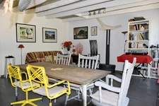 Maison en pierres, 2 chambres avec jardin