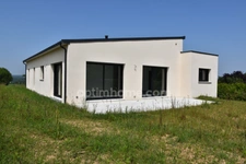 Maison neuve : plain-pied de 5 pièces sur SAINT MARCEL (56)