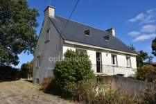  56140 RUFFIAC, À LA CAMPAGNE, EN IMPASSE : UNE MAISON À RÉINVENTER !