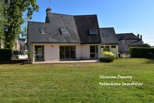 Maison à vendre 8 pièces MALESTROIT (56), 5 chambres, 2 bureaux