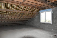 Longère à rénover, 124 m2 sur terrain clos de 1820 m2, SAINT MARTIN SUR OUST (56200)
