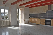 Maison à vendre 6 pièces, 5 chambres, un garage, centre SAINT CONGARD (56)