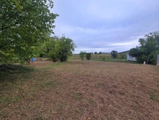 *** EXCLUSIVITE *** GRANGE ET TERRAIN *** REIGNAT 63160 ***