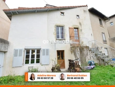 *** EXCLUSIVITE *** GRANDE MAISON DE VILLE AVEC JARDIN ET DEPENDANCE *** A RENOVER *** BILLOM 63160 ***