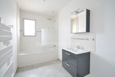 *** EXCLUSIVITE *** MAISON 3 CHAMBRES AVEC JARDIN ET GARAGE *** ESTANDEUIL 63520