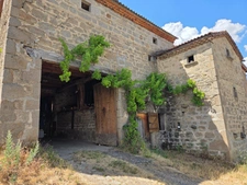 *** EXCLUSIVITE *** GRANDE MAISON AVEC TERRASSES, DEPENDANCES ET POTAGER *** ST DIER D'AUVERGNE 63520 ***