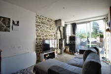 *** EXCLUSIVITE *** 2 MAISONS INDEPENDANTES AVEC COUR ET TERRASSE *** FAYET-LE-CHÂTEAU 63160 ***