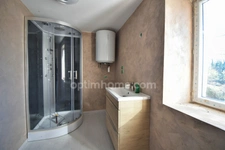 *** EXCLUSIVITE *** ENSEMBLE DE 2 MAISONS AVEC COUR *** FAYET-LE-CHÂTEAU 63160 ***