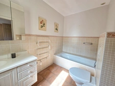 *** EXCLUSIVITE *** TRES BELLE PROPRIETE EN PIERRE - BIEN RARE *** EGLISENEUVE PRES BILLOM 63160 ***