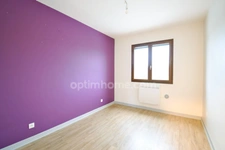 *** EXCLUSIVITE *** MAISON 3 CHAMBRES AVEC JARDIN ET GARAGE *** ESTANDEUIL 63520