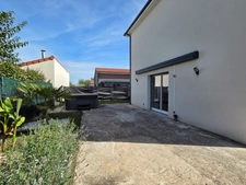 *** EXCLUSIVITE *** MAISON MODERNE AVEC JARDIN *** PONT DU CHATEAU 63430 ***