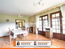 *** EXCLUSIVITE *** GRANDE MAISON 5 CHAMBRES TERRASSE COUVERTE VERANDA GRAND TERRAIN *** TREZIOUX 63590 ***