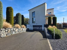 *** EXCLUSIVITE *** MAISON CONTEMPORAINE 3 CHAMBRES BUREAU GARAGE JARDIN *** ISSERTEAUX 63270 ***