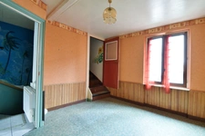 *** LOCAL COMMERCIAL + MAISON A RENOVER EN CENTRE VILLE - BILLOM 63160 ***