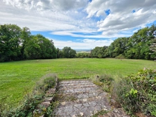 *** EXCLUSIVITE *** TRES BELLE PROPRIETE EN PIERRE - BIEN RARE *** EGLISENEUVE PRES BILLOM 63160 ***