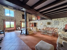 *** EXCLUSIVITE *** TRES BELLE PROPRIETE EN PIERRE - BIEN RARE *** EGLISENEUVE PRES BILLOM 63160 ***