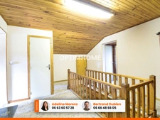 *** EXCLUSIVITE *** GRANDE MAISON 5 CHAMBRES TERRASSE COUVERTE VERANDA GRAND TERRAIN *** TREZIOUX 63590 ***