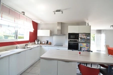 *** EXCLUSIVITE *** PLAIN-PIED 4 CHAMBRES, JARDIN ET GARAGE *** BILLOM 63160