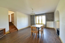 *** EXCLUSIVITE *** MAISON MITOYENNE AVEC JARDINET ET DEPENDANCE *** AUZELLES ***
